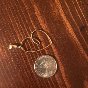 14k gold heart pendant beautiful!